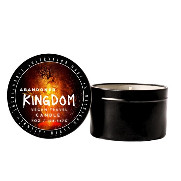 Abandoned Kingdom Travel Candle - Picture 1 of 2